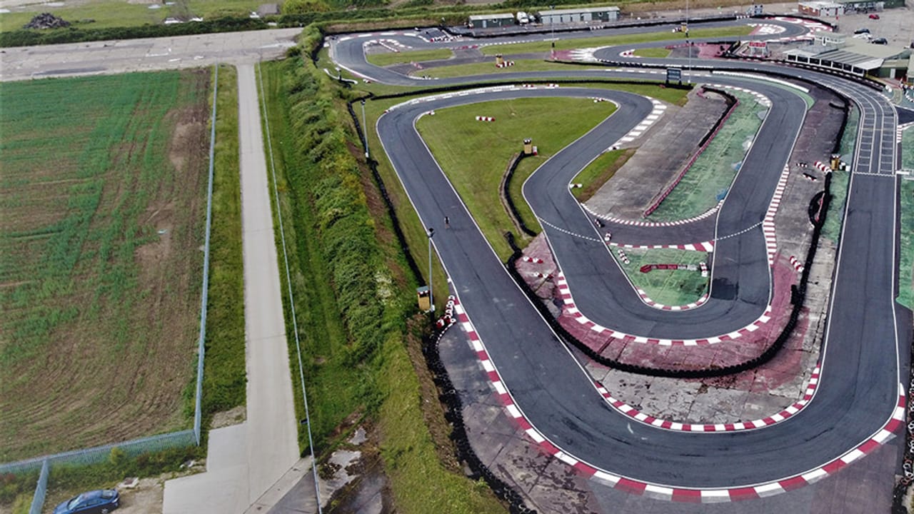 Ellough Park Raceway